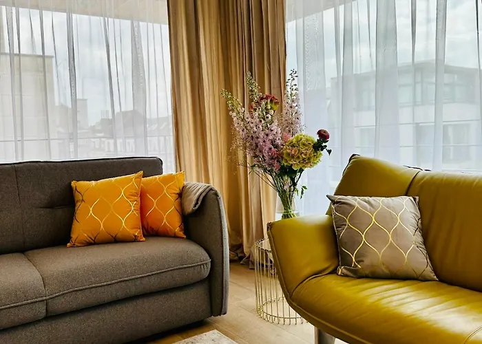 Urbanstay Suites - Jacqmain Downtown Suite