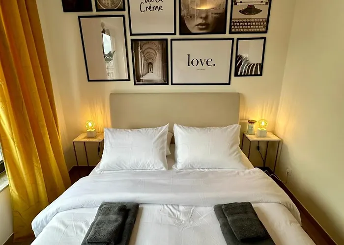 Urbanstay Suites - Jacqmain Downtown Suite
