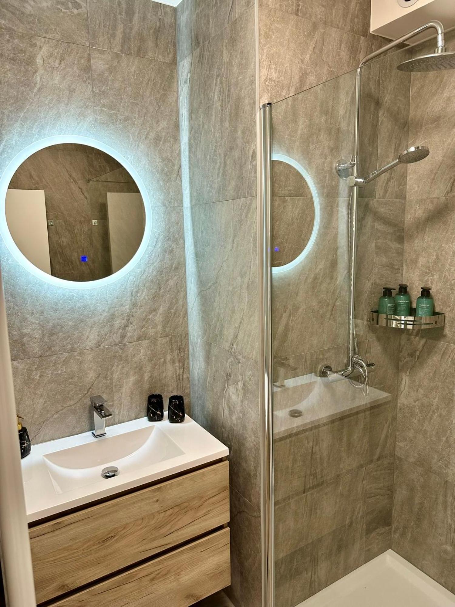 Apartamento Urbanstay - Jacqmain Downtown